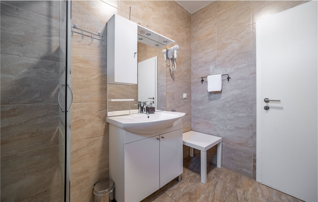 Semesterlägenhet - Rakovica , Kroatien - CCL020 28