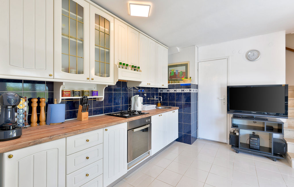 Semesterhus - Karlovac-Donji Zvecaj , Kroatien - CCL111 7