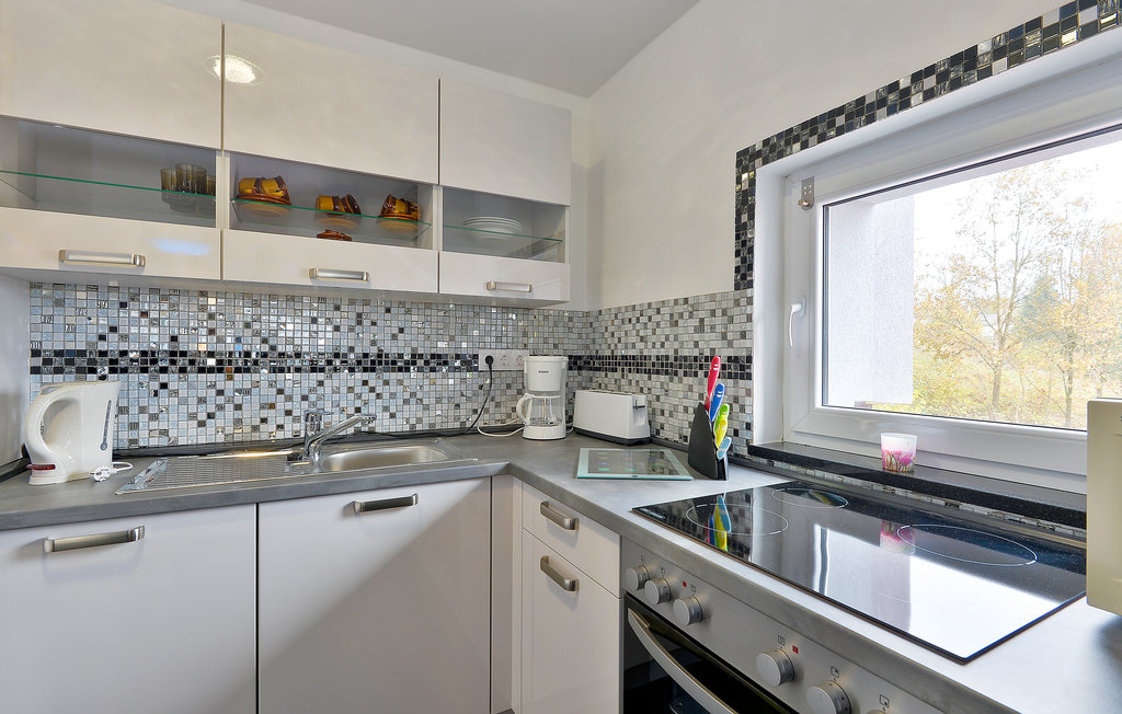 Feriehuse - Karlovac-Zadoborje , Kroatien - CCL093 33