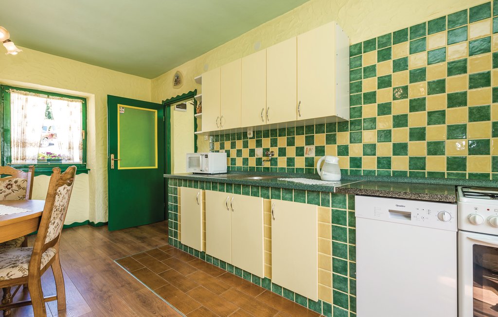 Feriehus - Lika-Svica , Kroatia - CCL055 21