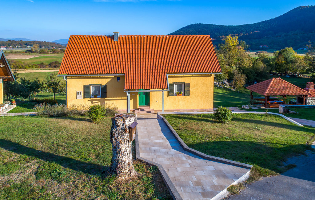 Feriehus - Lika-Svica , Kroatia - CCL055 9