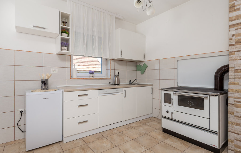 Ferienhaus - Gospic-Debelo Brdo , Kroatien - CCL086 17