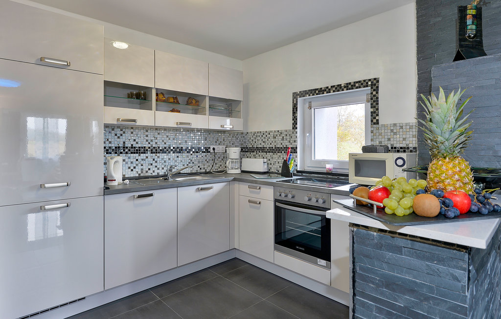 Feriehuse - Karlovac-Zadoborje , Kroatien - CCL093 5