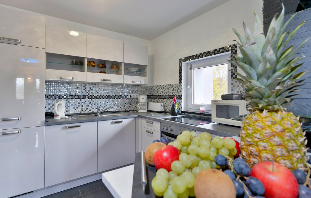 Feriehuse - Karlovac-Zadoborje , Kroatien - CCL093 32