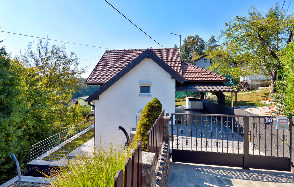 Semesterhus - Karlovac-Donji Zvecaj , Kroatien - CCL111 11