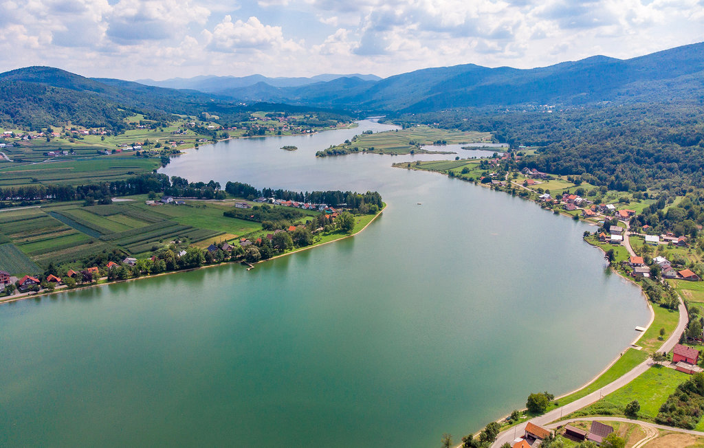 Feriehuse - Ogulin-Dujmic Selo , Kroatien - CCL130 28
