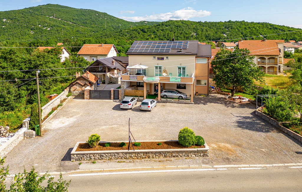 Feriehus - Lika - Gracac , Kroatia - CCL088 15
