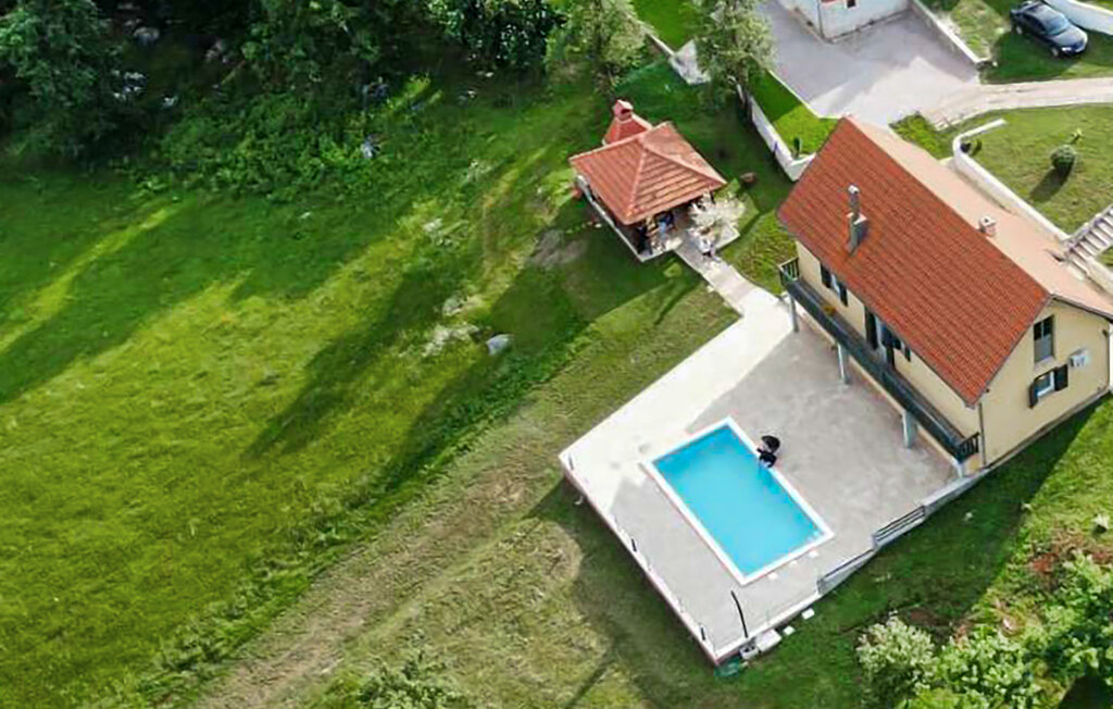 Feriehus - Lika-Svica , Kroatia - CCL055 11