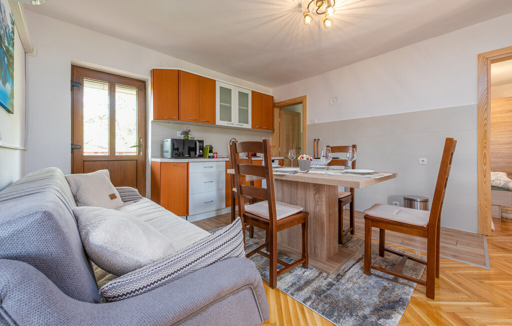 Ferienhaeuser - Gospic - Perusic , Kroatien - CCL193 3