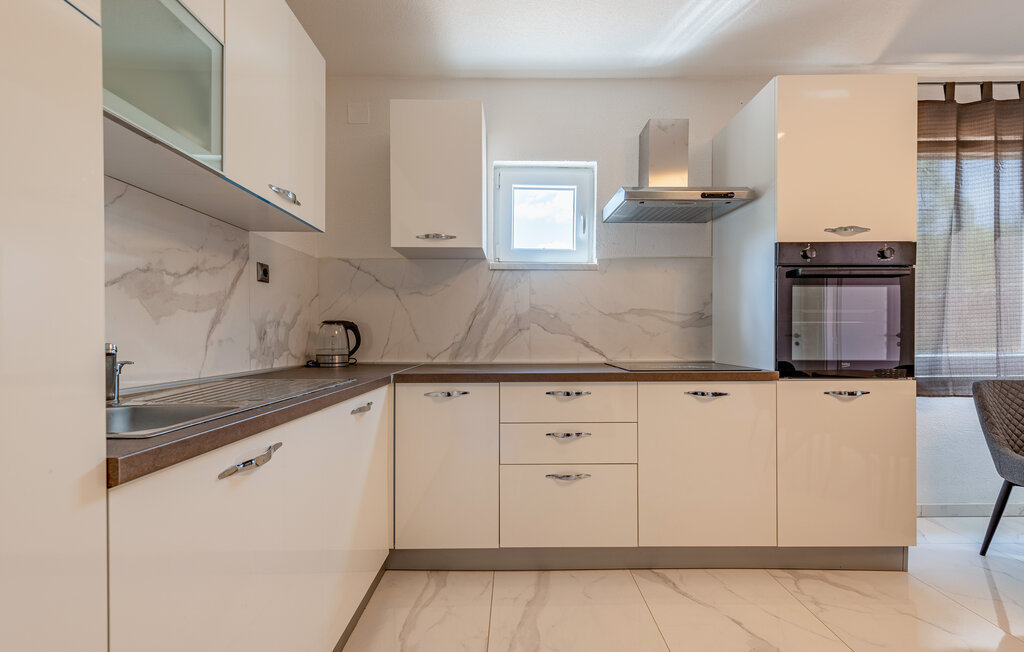 Kuća-za-odmor - Lika - Gracac , Hrvatska - CCL311 21