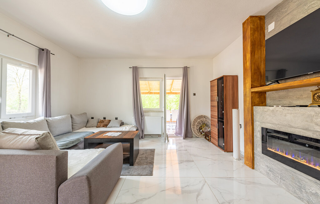 Kuća-za-odmor - Lika - Gracac , Hrvatska - CCL311 19