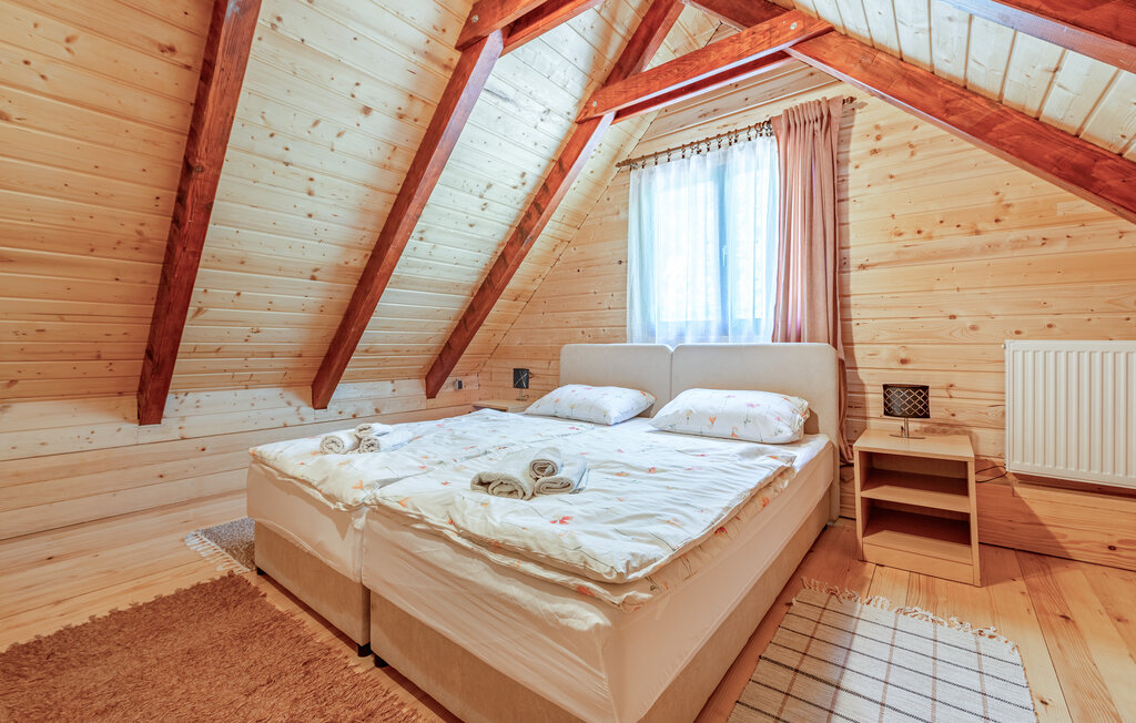 Kuća-za-odmor - Gospic-Brezik , Hrvatska - CCL181 7