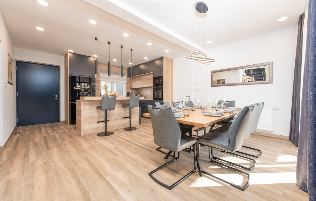 Ferienhaus - Gospic , Kroatien - CCL177 5