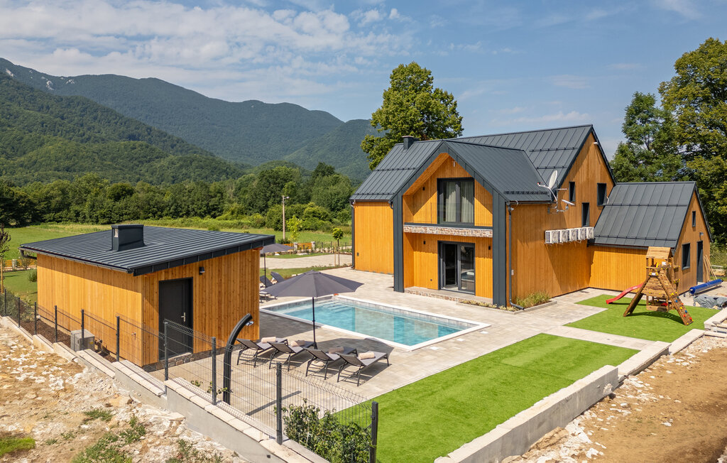 Kuća-za-odmor - Gospic-Rizvanusa , Hrvatska - CCL207 17