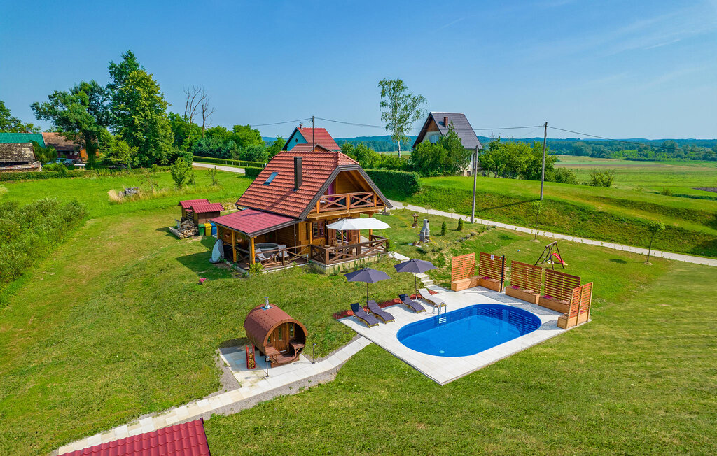 Semesterhus - Karlovac-Lipje , Kroatien - CCL131 1