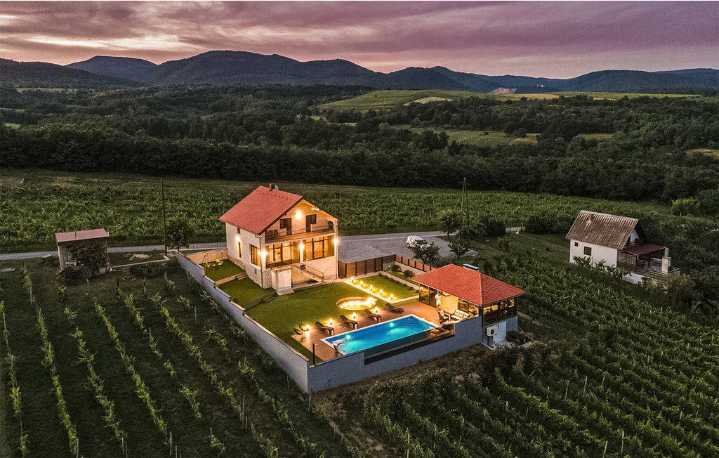 Ferienhaus - Pozega-Velika , Kroatien - CCS080 26