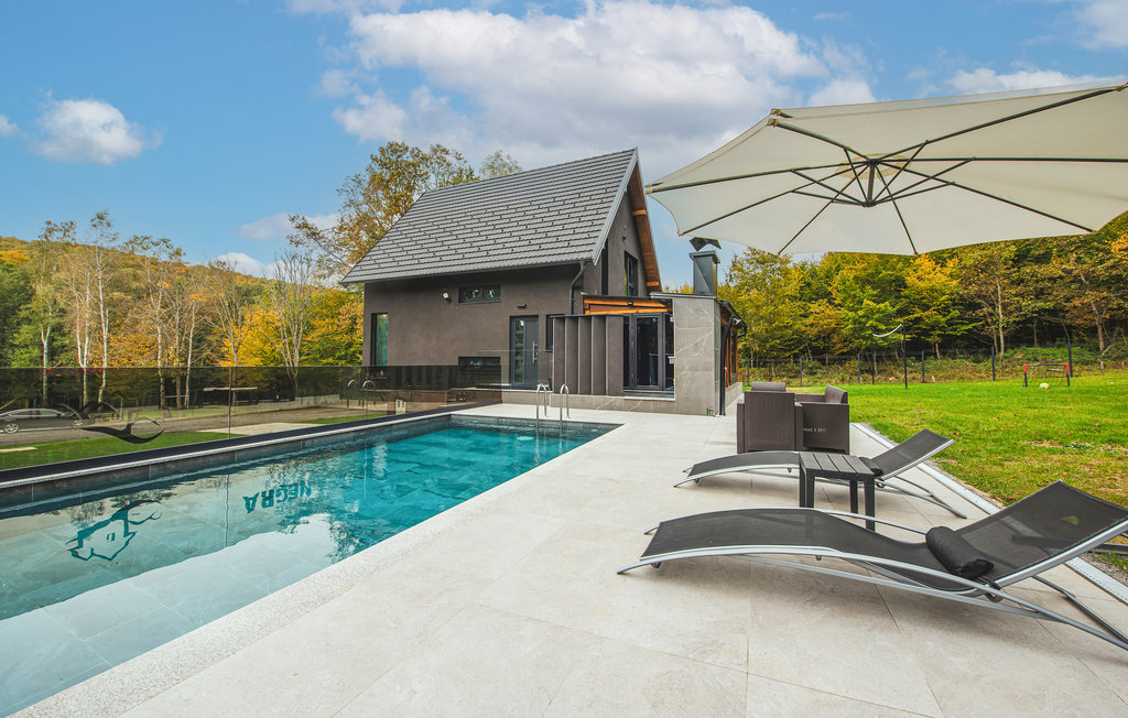 Feriehuse - Pozega-Novo Zvecevo , Kroatien - CCS087 1