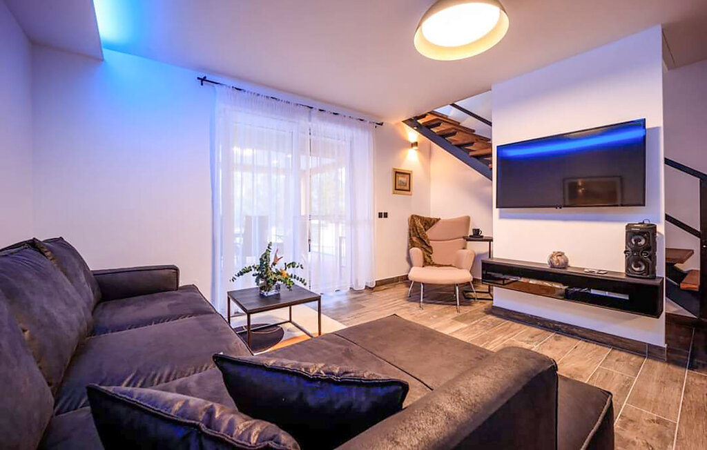 Semesterhus - Osijek - Aljmas , Kroatien - CCS108 5