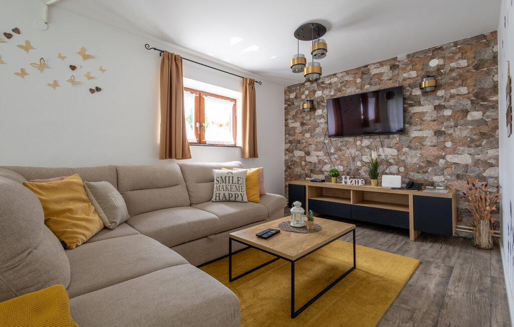 Semesterhus - Pozega - Brestovac , Kroatien - CCS085 4