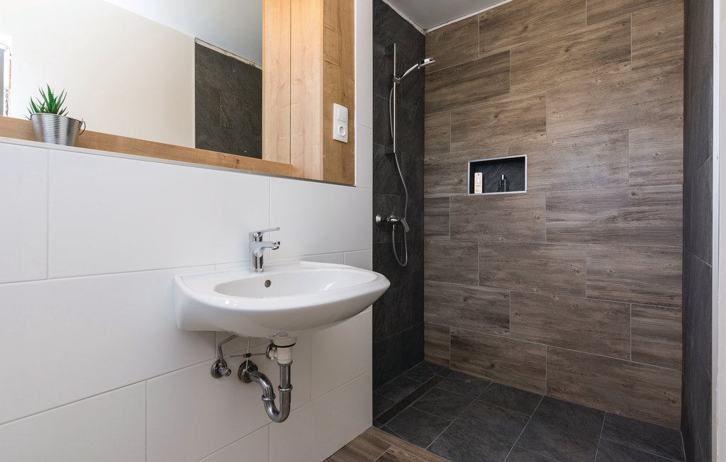 Ferienhaus - Biograd-Radosinovci , Kroatien - CDA606 35