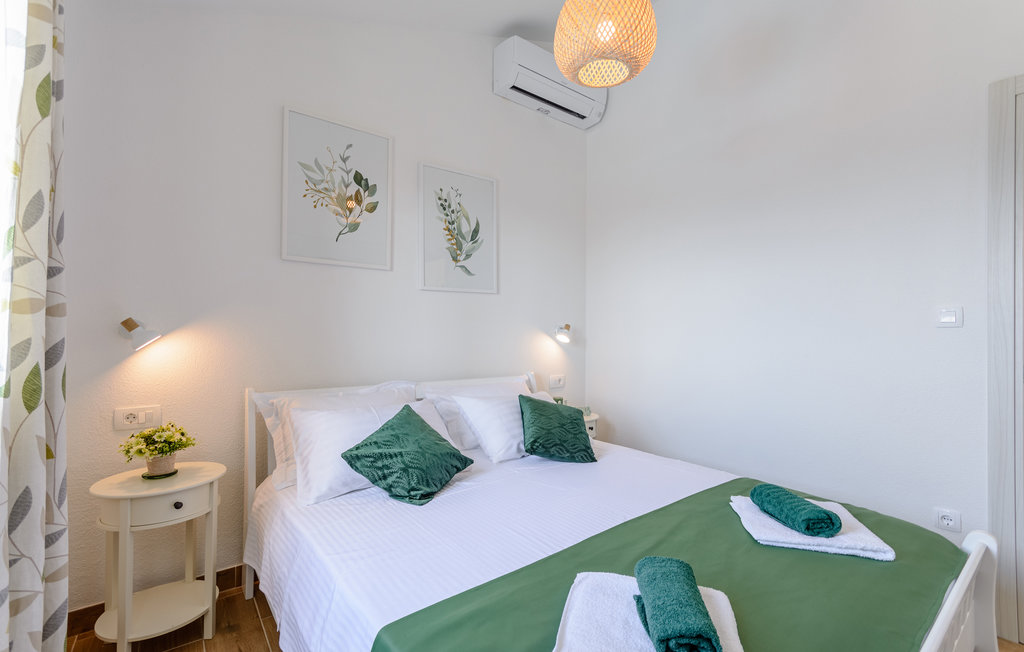 Ferienhaus - Brac-Splitska , Kroatien - CDB709 33