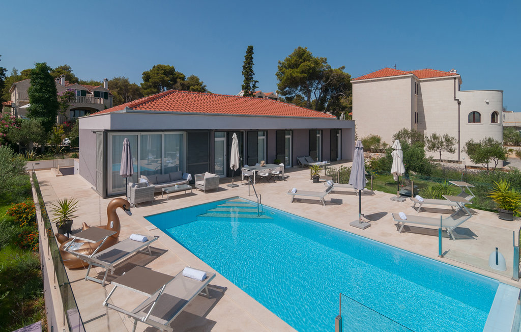 Feriehus - Brac-Sutivan , Kroatia - CDB675 2