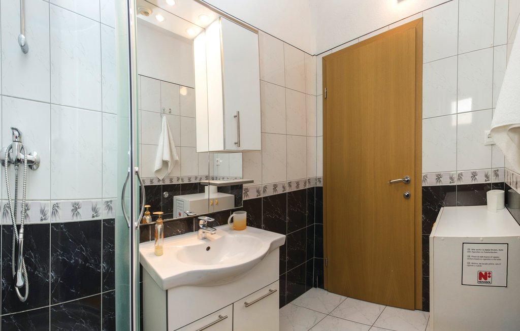 Ferienwohnung - Brac-Splitska , Kroatien - CDB345 21