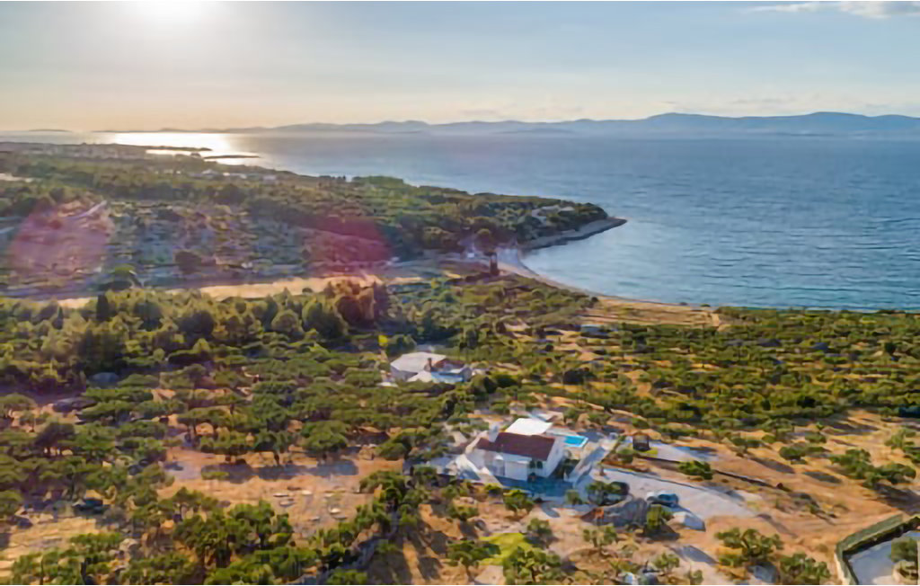 Ferienhaus - Brac-Splitska , Kroatien - CDB709 1