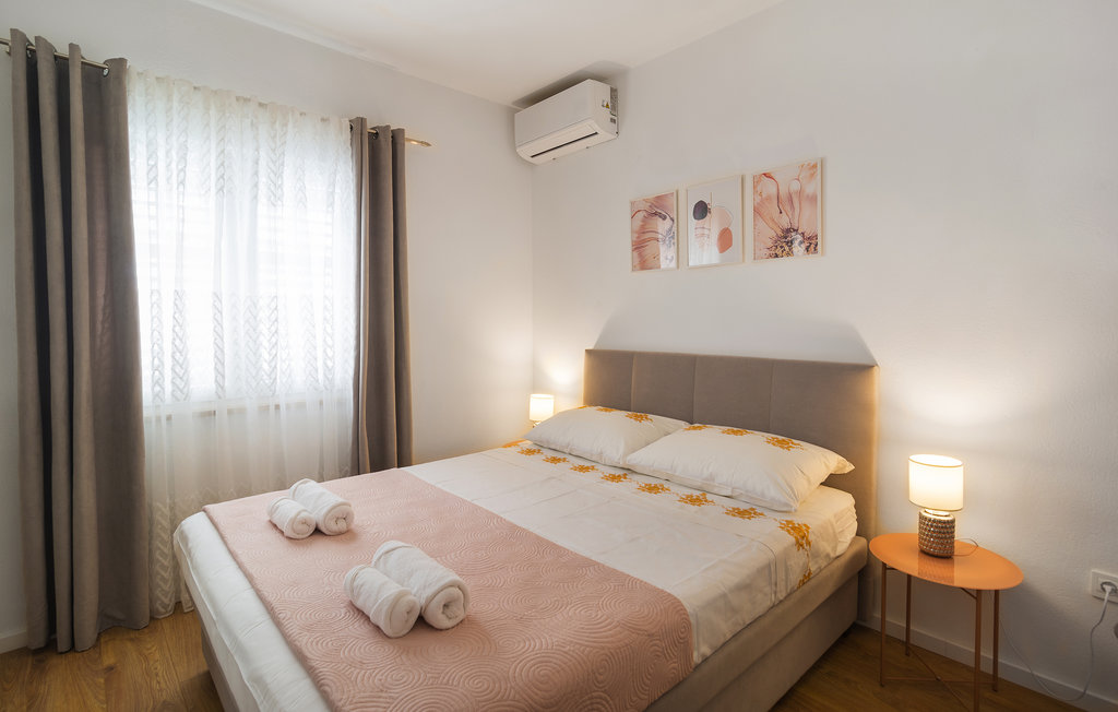 Ferienhaus - Brac-Nerezisca , Kroatien - CDB767 14