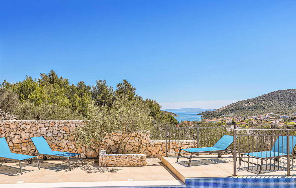 Ferienhaus - Trogir-Vinisce , Kroatien - CDC533 2