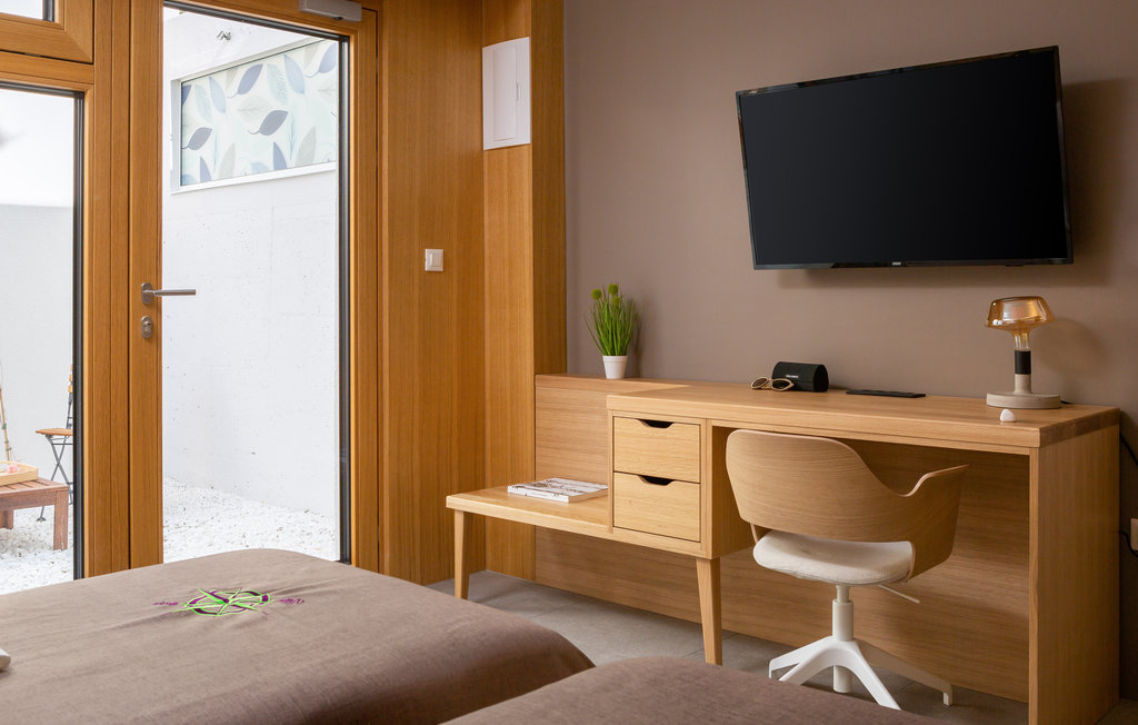 Feriehuse - Omis , Kroatien - CDC095 39