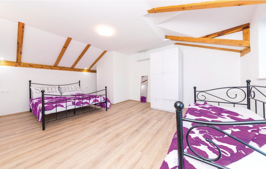 Ferienhaus - Trogir-Ljubitovica , Kroatien - CDC081 22