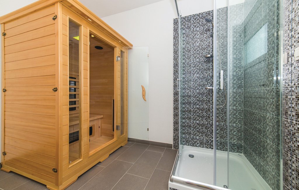 Semesterhus - Trogir-Ciovo , Kroatien - CDC016 18