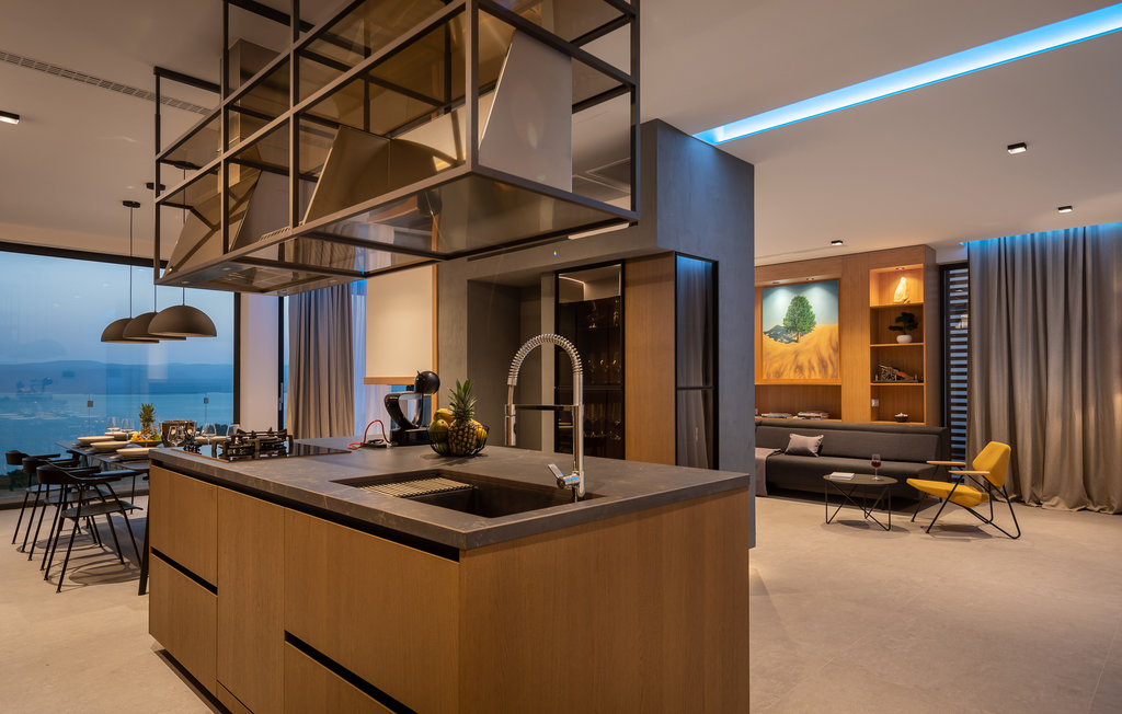 Feriehuse - Omis , Kroatien - CDC095 37