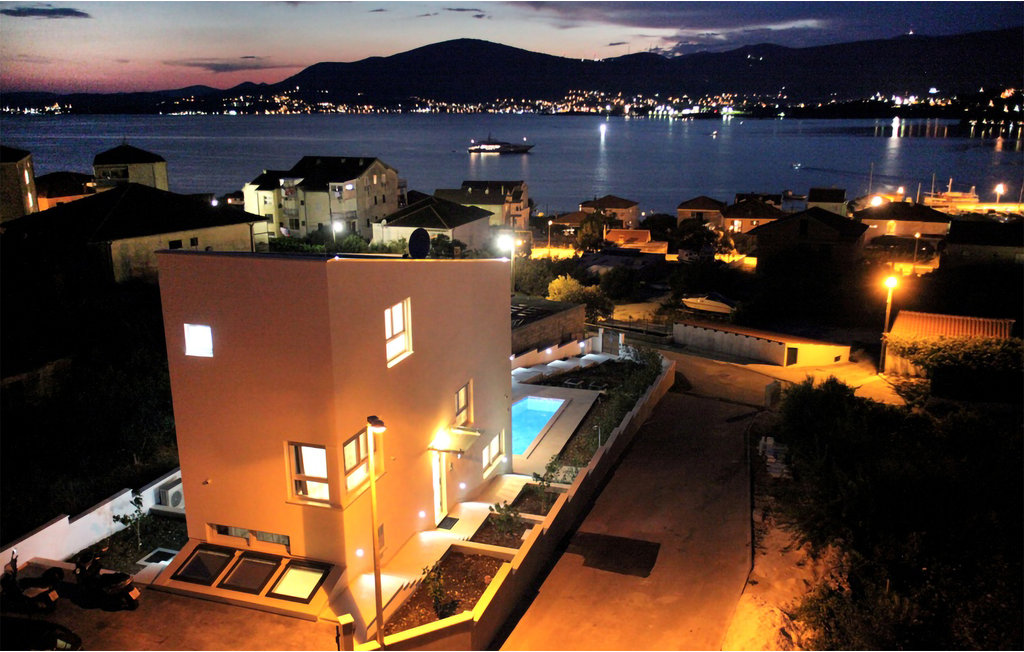 Ferienhaus - Trogir-Okrug Gornji , Kroatien - CDC993 11