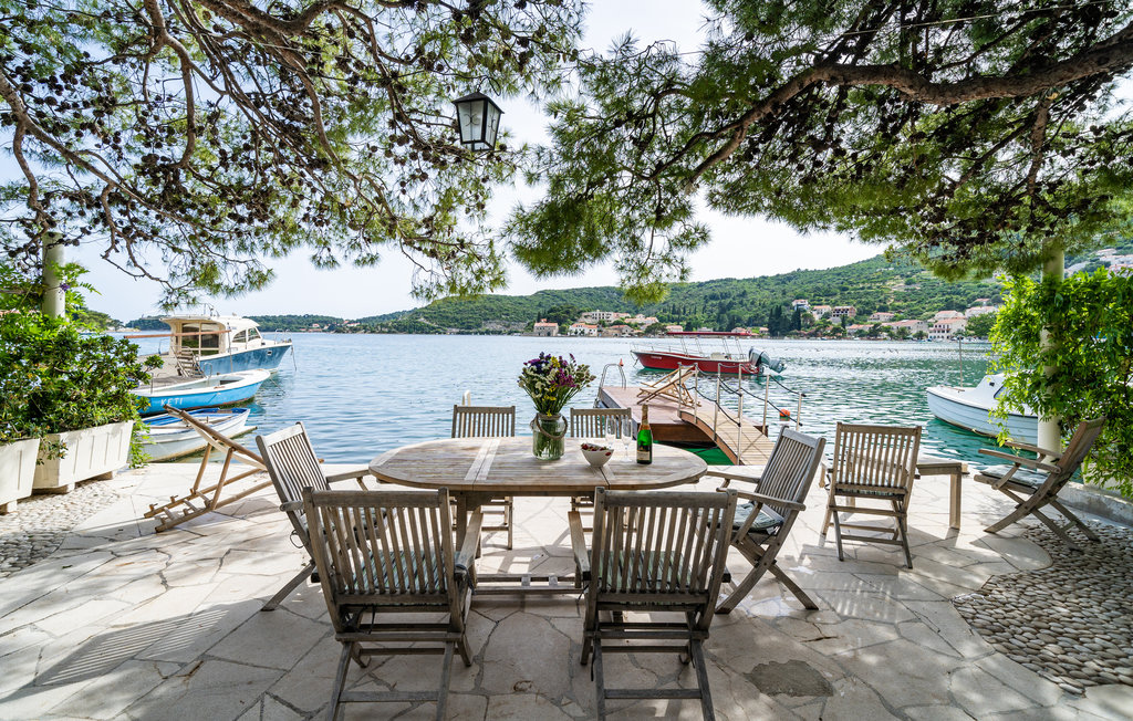 Holiday home DubrovnikZaton Mali , Croatia C Novasol