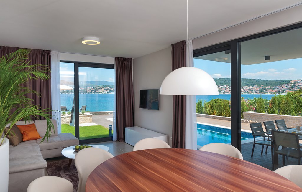 Ferienhaus - Trogir-Okrug Gornji , Kroatien - CDE401 3