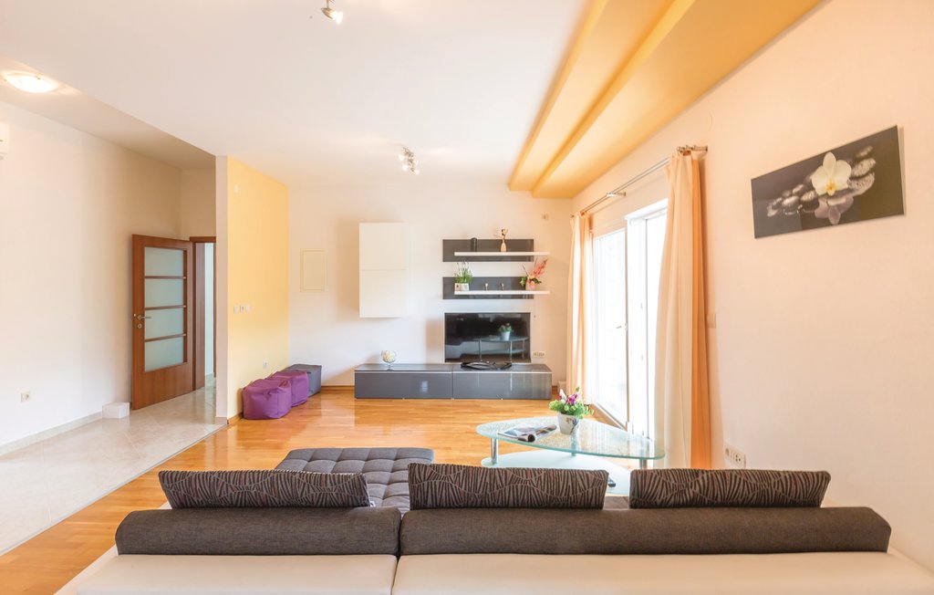 Semesterhus - Makarska-Duge Njive , Kroatien - CDE217 18