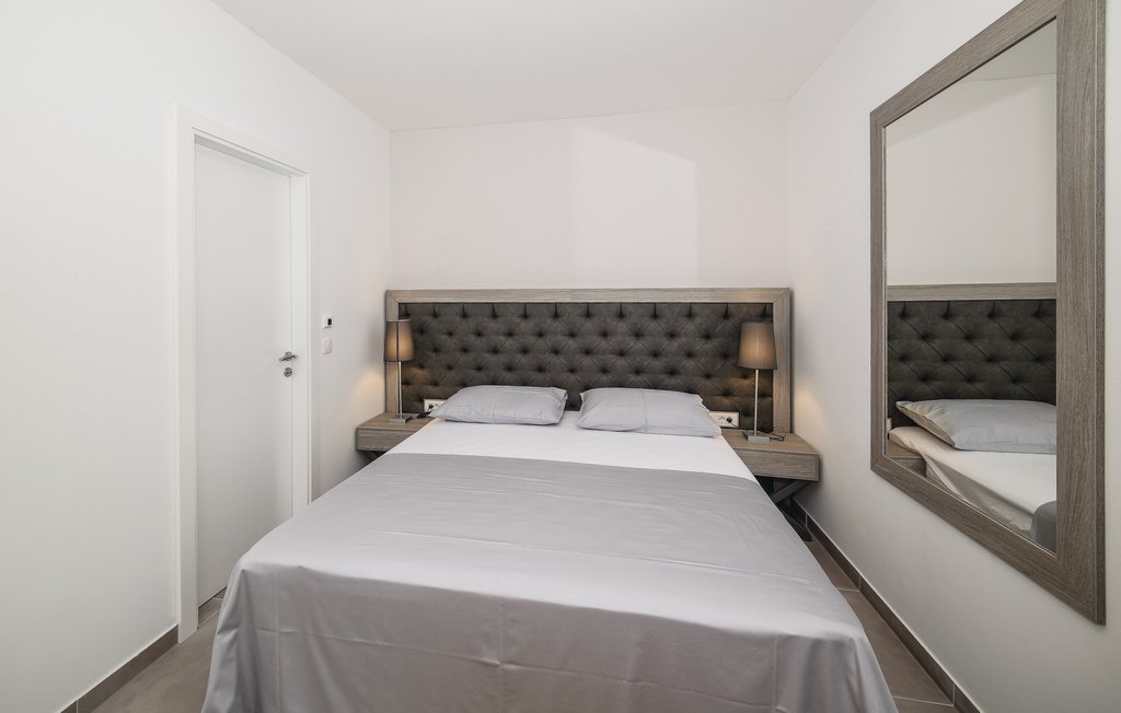 Ferienhaus - Trogir-Saldun , Kroatien - CDE919 32