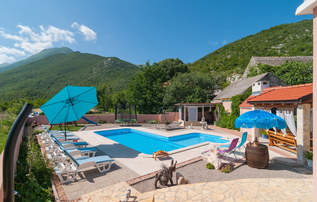 Semesterhus - Makarska-Zezevica , Kroatien - CDE720 2