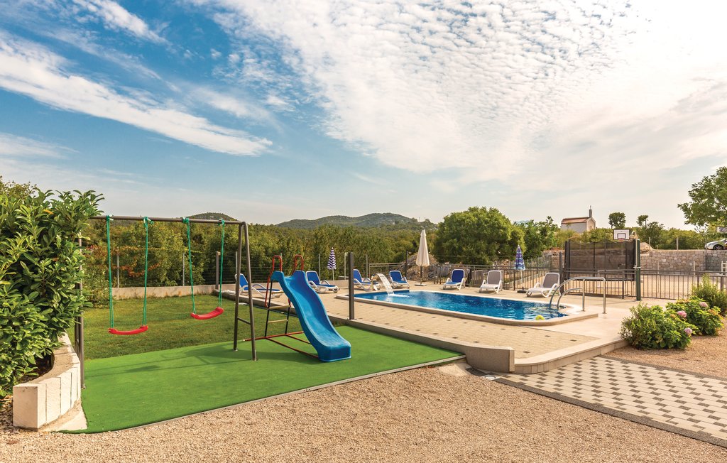 Semesterhus - Makarska-Duge Njive , Kroatien - CDE217 2