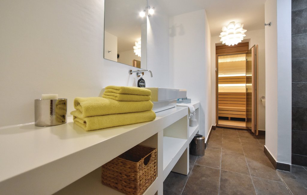 Ferienhaus - Split , Kroatien - CDE963 36