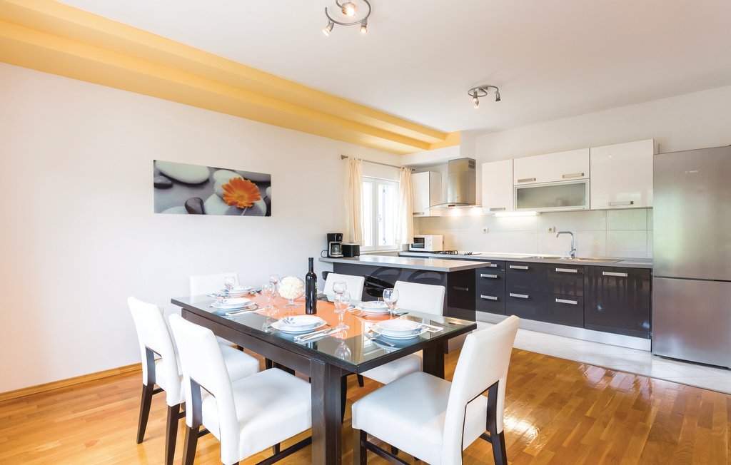 Semesterhus - Makarska-Duge Njive , Kroatien - CDE217 19