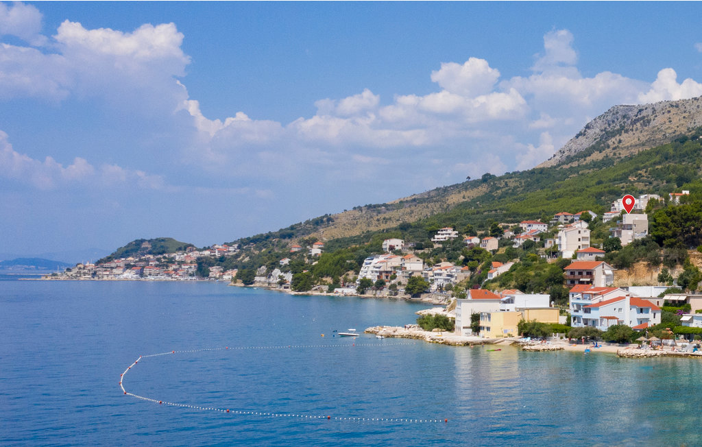 Holiday rental OmisJesenice , Croatia CDF287 Novasol