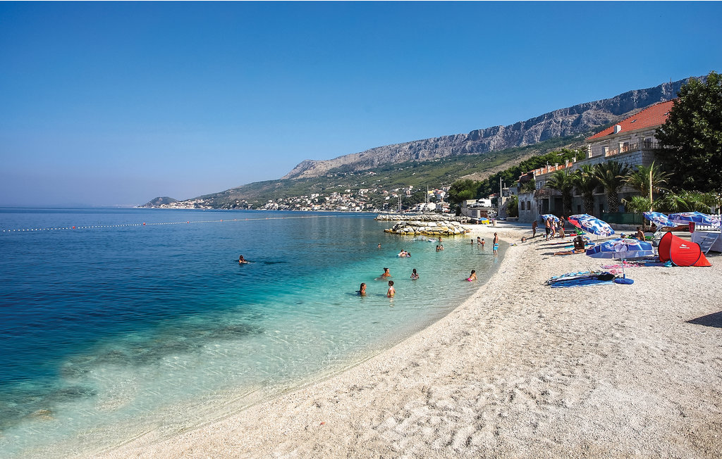 Holiday rental OmisJesenice , Croatia CDF286 Novasol