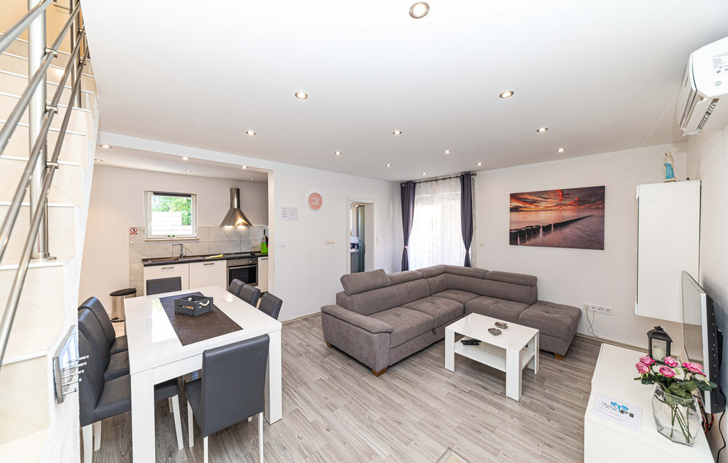 Ferienhaus - Trogir-Marina , Kroatien - CDF066 3