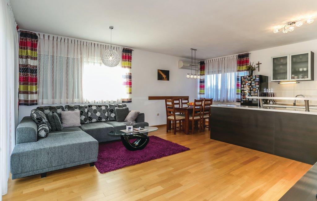 Feriehuse - Split-Dugopolje , Kroatien - CDF220 3