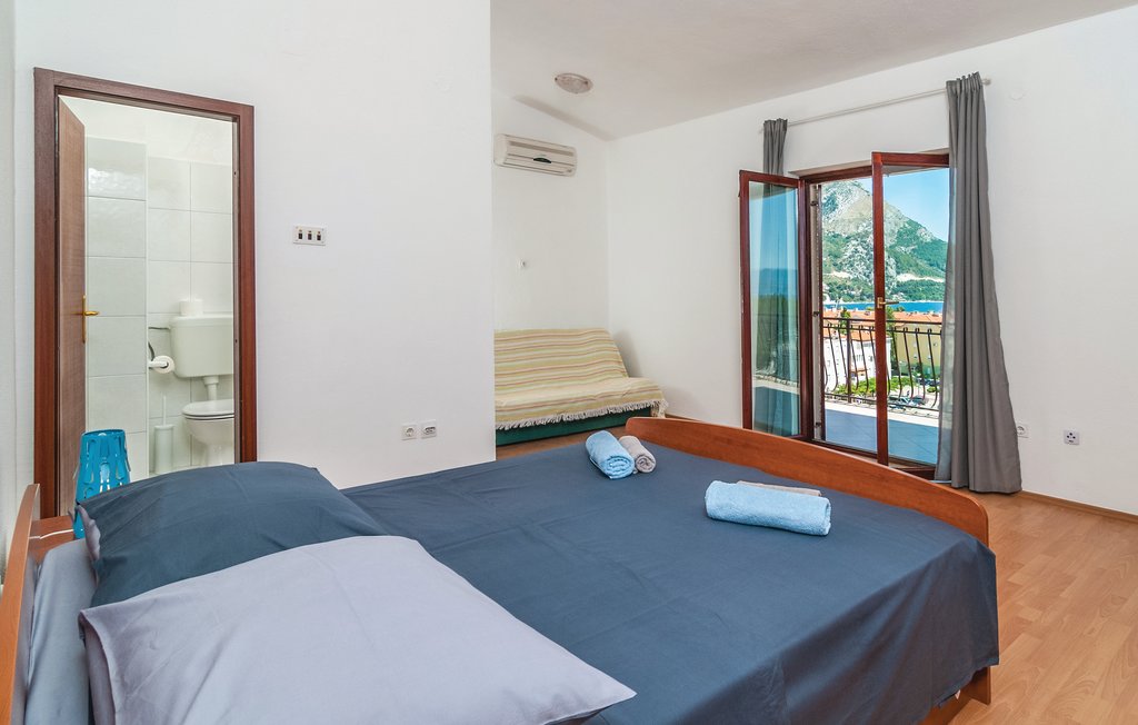 Feriehuse - Omis , Kroatien - CDF271 26