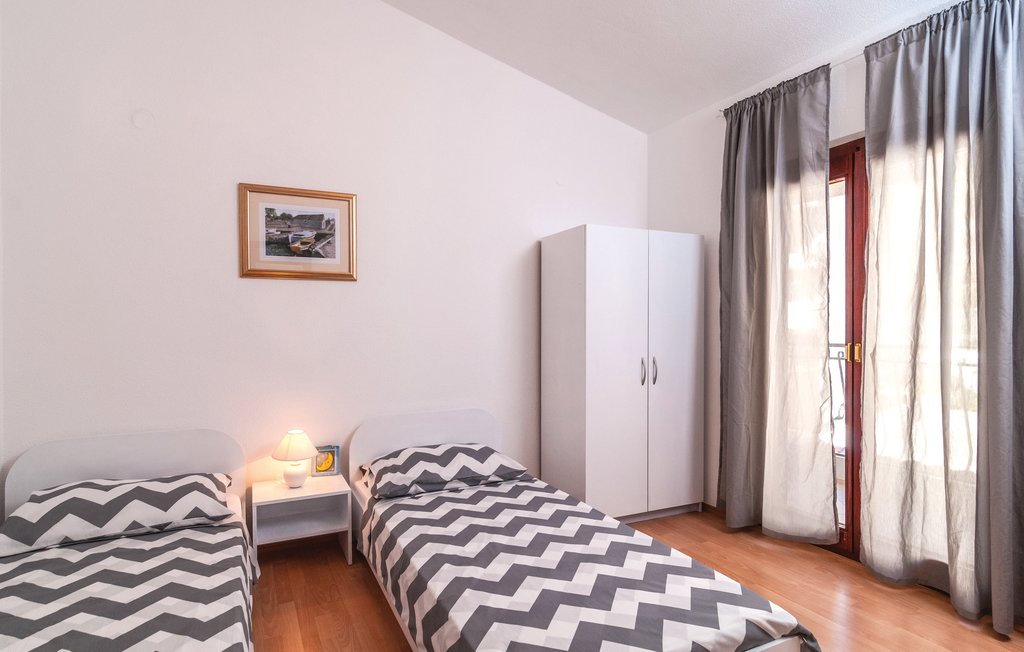 Feriehuse - Omis , Kroatien - CDF271 24