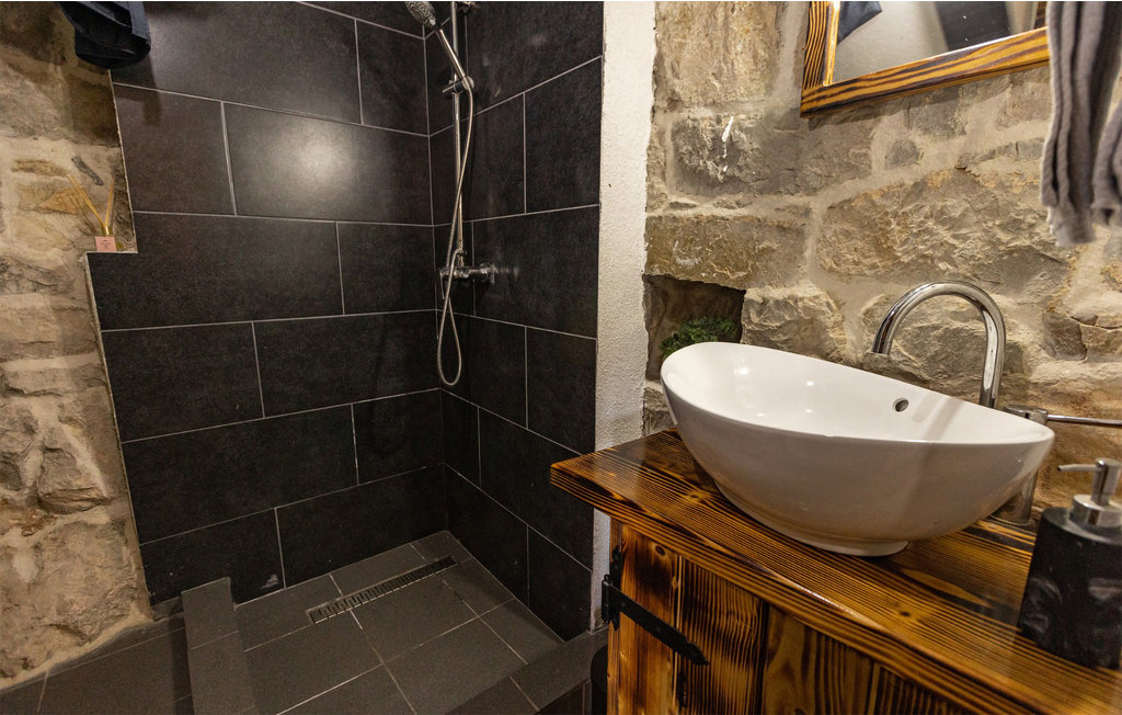 Semesterhus - Split-Blaca , Kroatien - CDF250 25